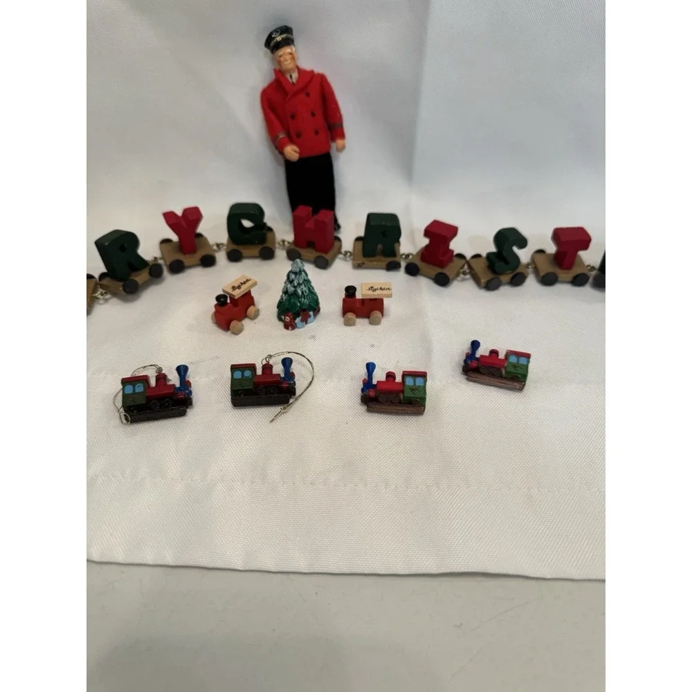 TRAIN Assortment Wooden Resin Christmas Ornaments And Conductor In Felt Suit Lot